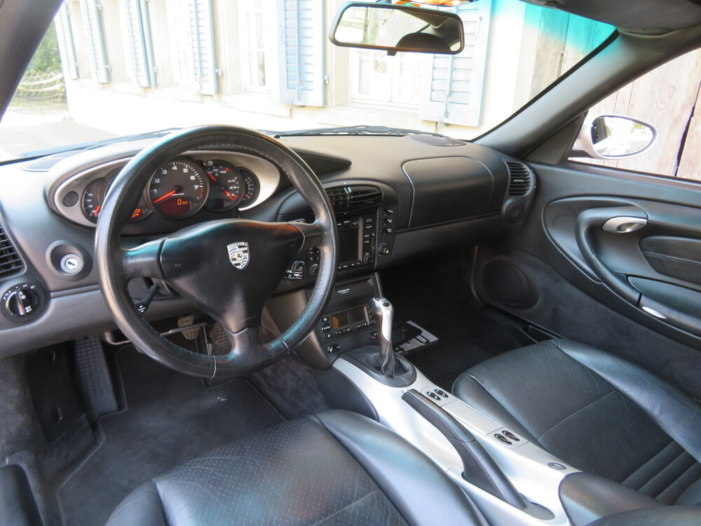 Porsche 911 Carrera 4 Coupé