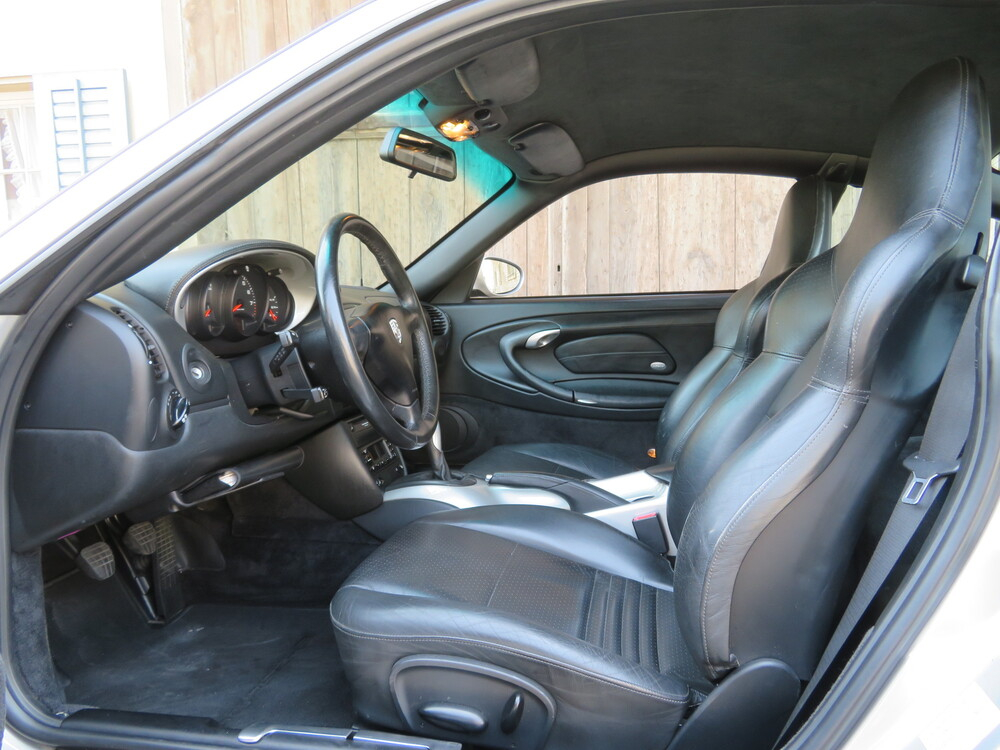 Porsche 911 Carrera 4 Coupé