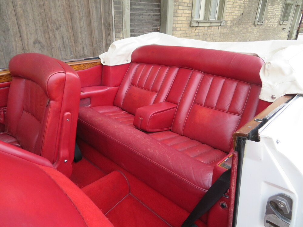 Rolls-Royce Corniche Cabriolet